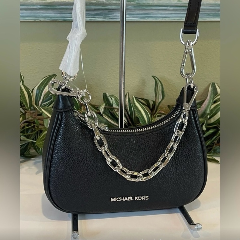 NWT Michael Kors Pebble Leather Cora Pouchette - Black with Silver Hardware - Picture 2 of 9